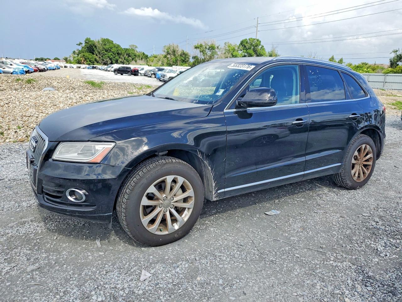 Salvage Audi Q5 Image