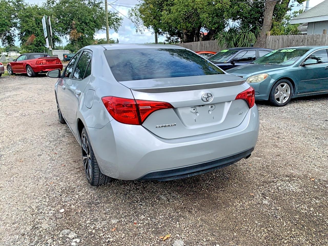 Toyota Corolla Se