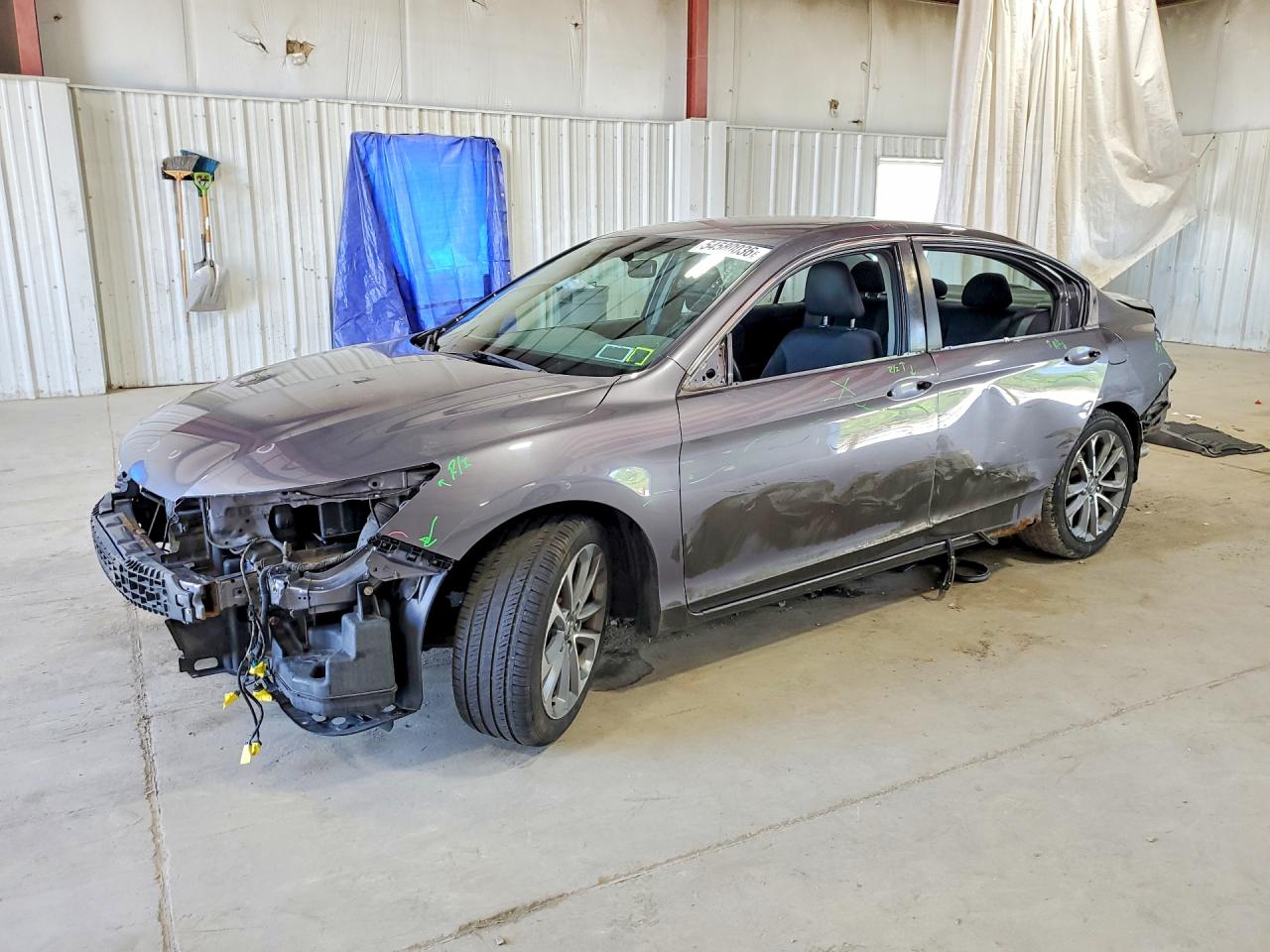 Salvage Honda Accord Image