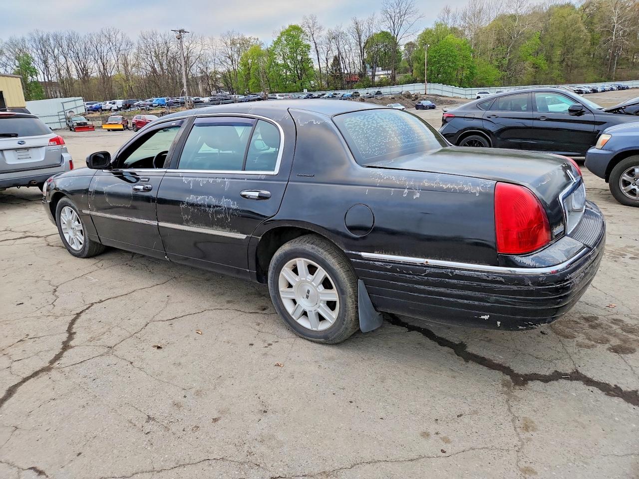 Lincoln Towncar Executive L