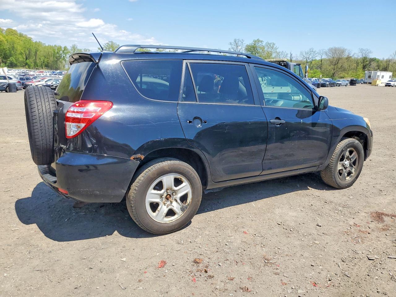 Toyota RAV4 Base