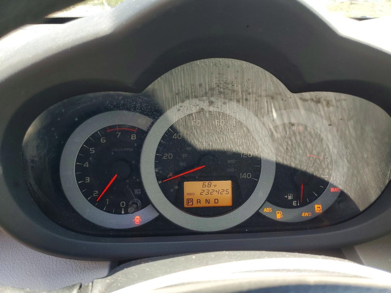 Toyota RAV4 Base