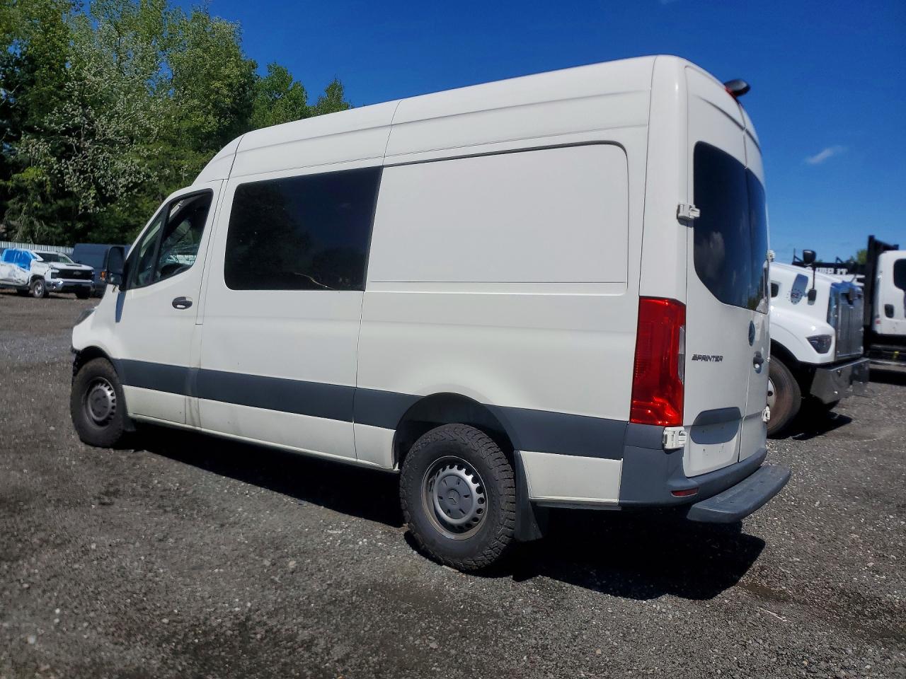 Mercedes-Benz Sprinter 2500