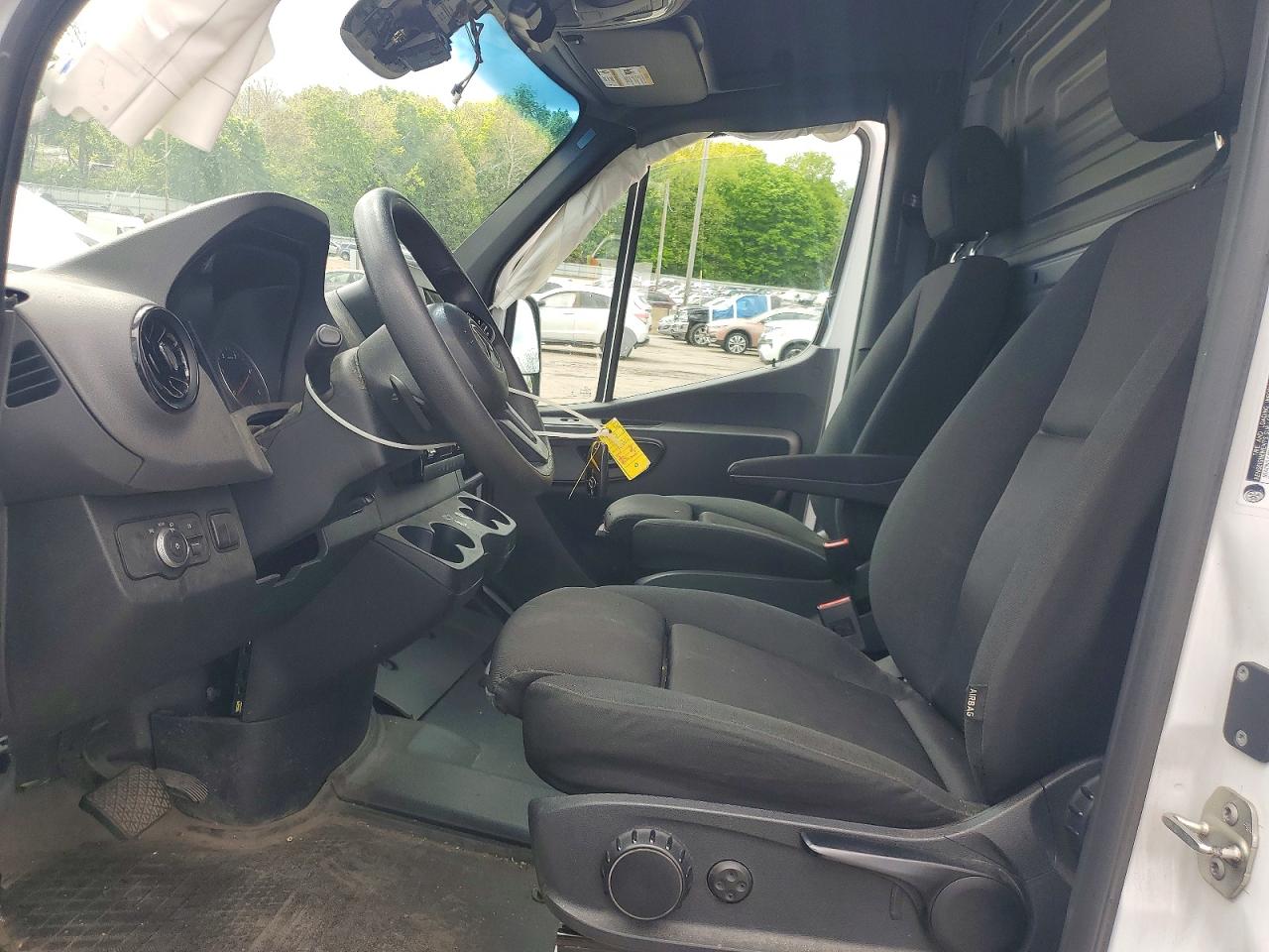 Mercedes-Benz Sprinter 2500