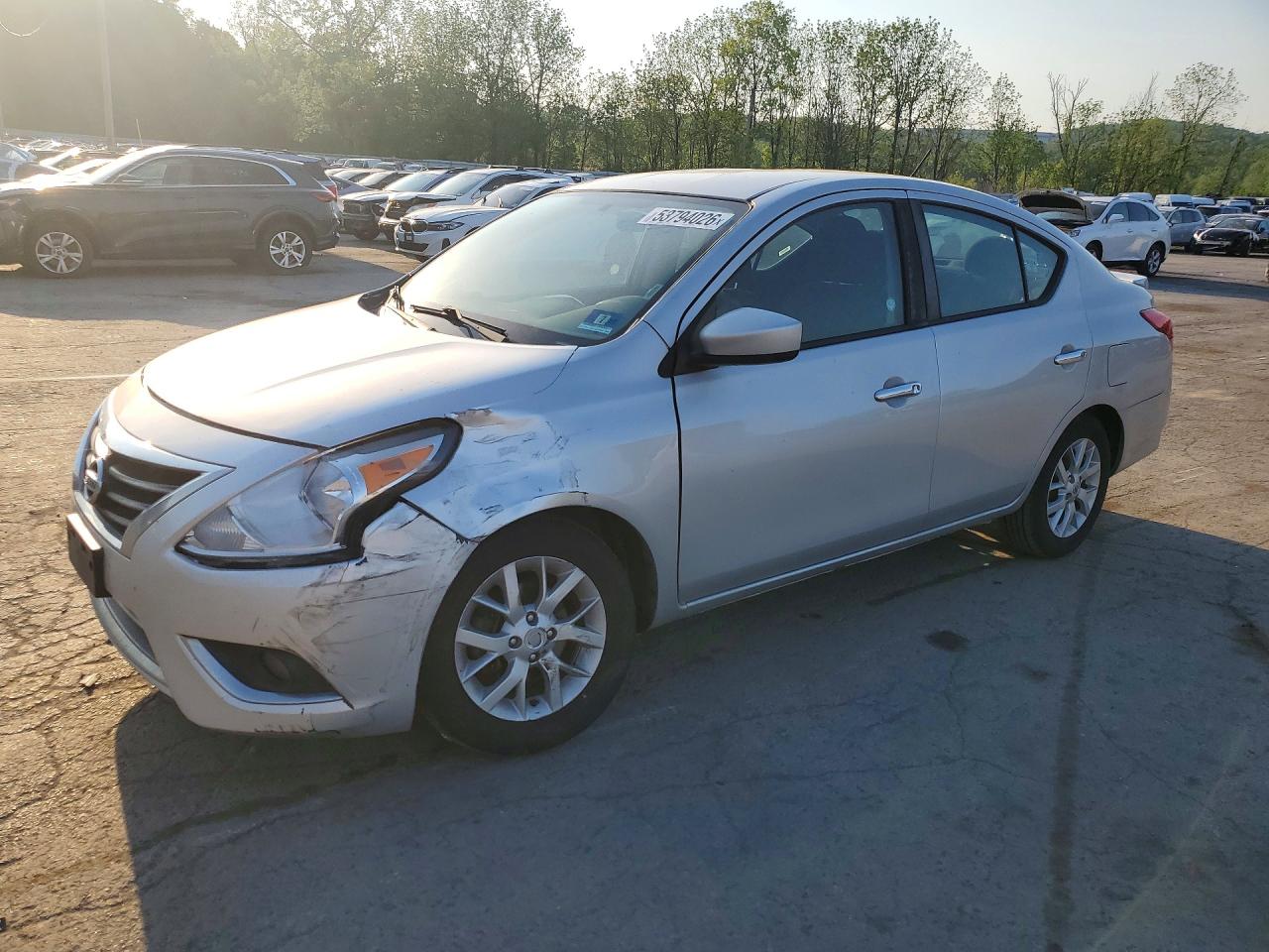 Salvage Nissan Versa Image