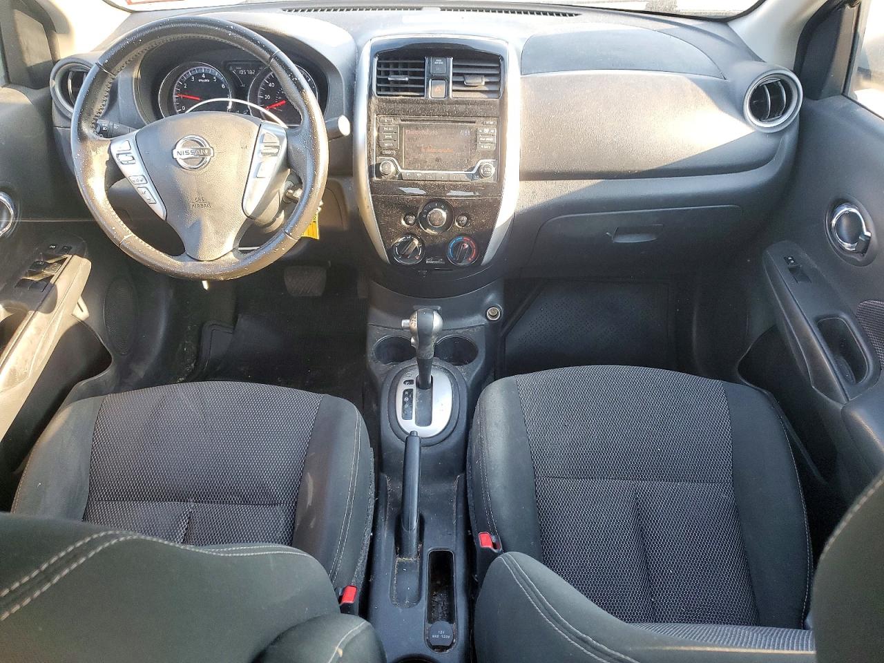 Nissan Versa Sv