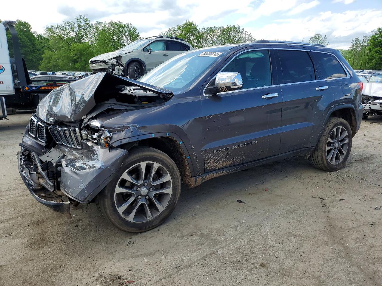 Salvage Jeep Cherokee Image