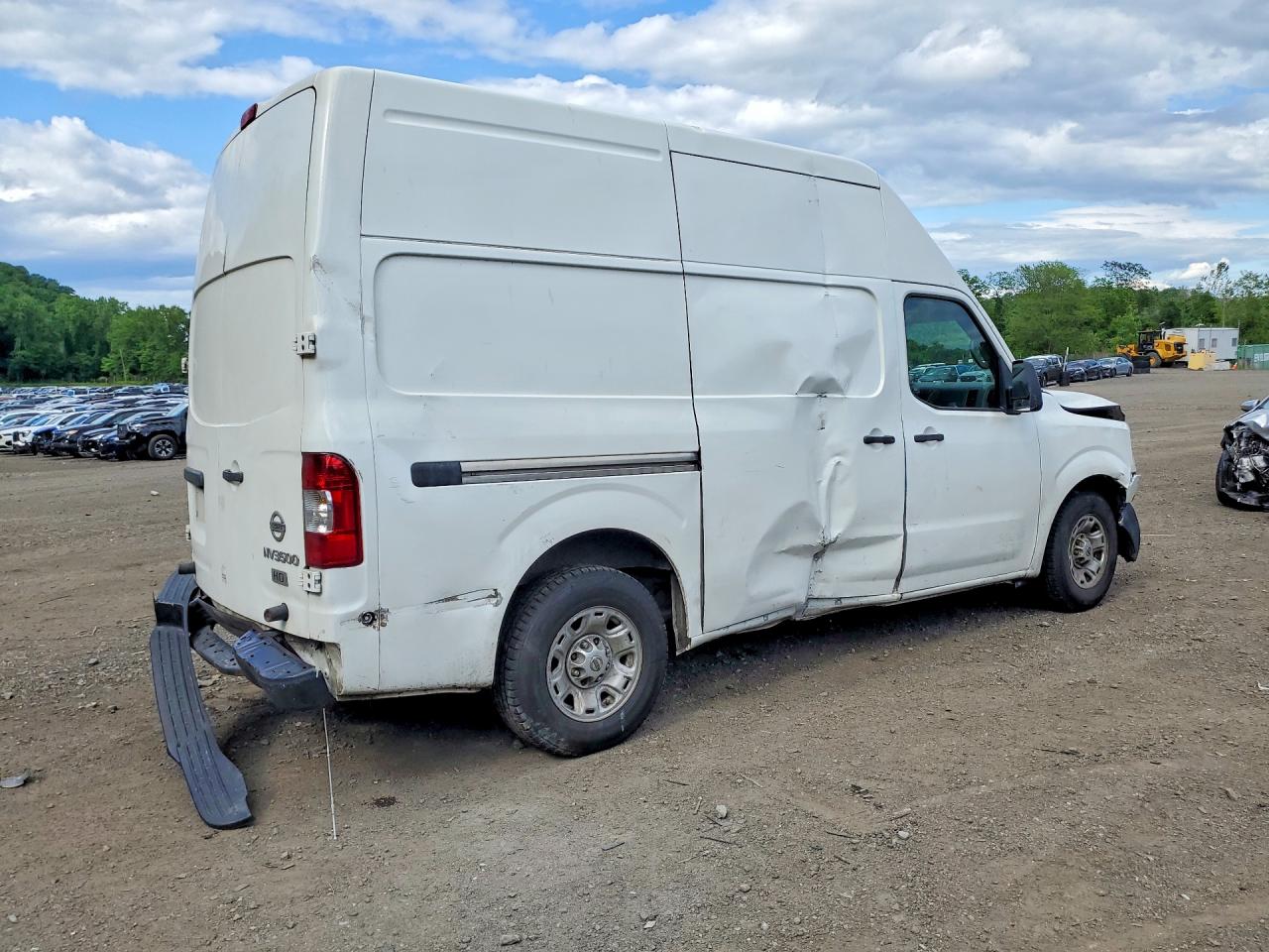 Nissan Nv 2500 Hd S