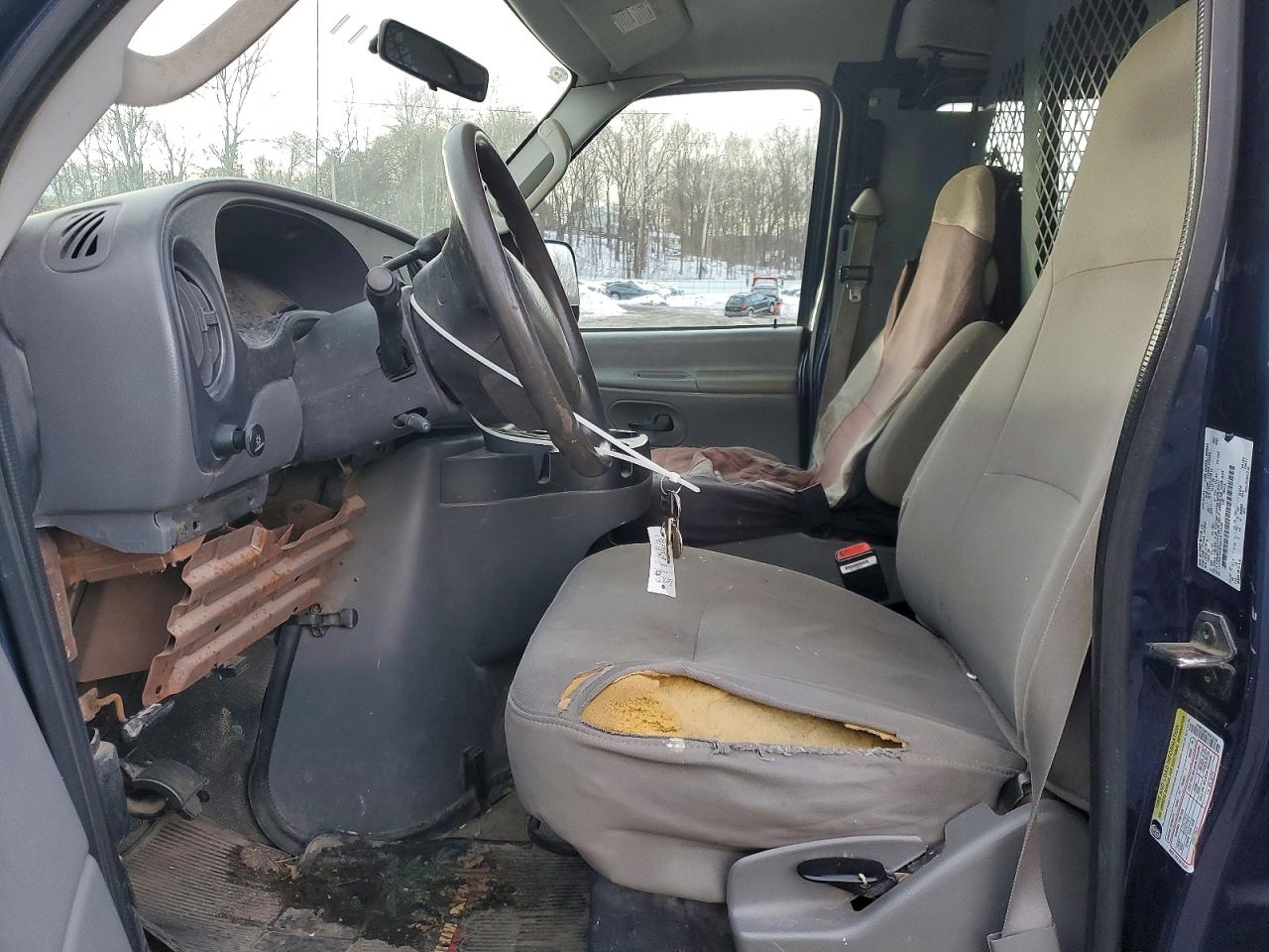 Ford Econoline E250 Van