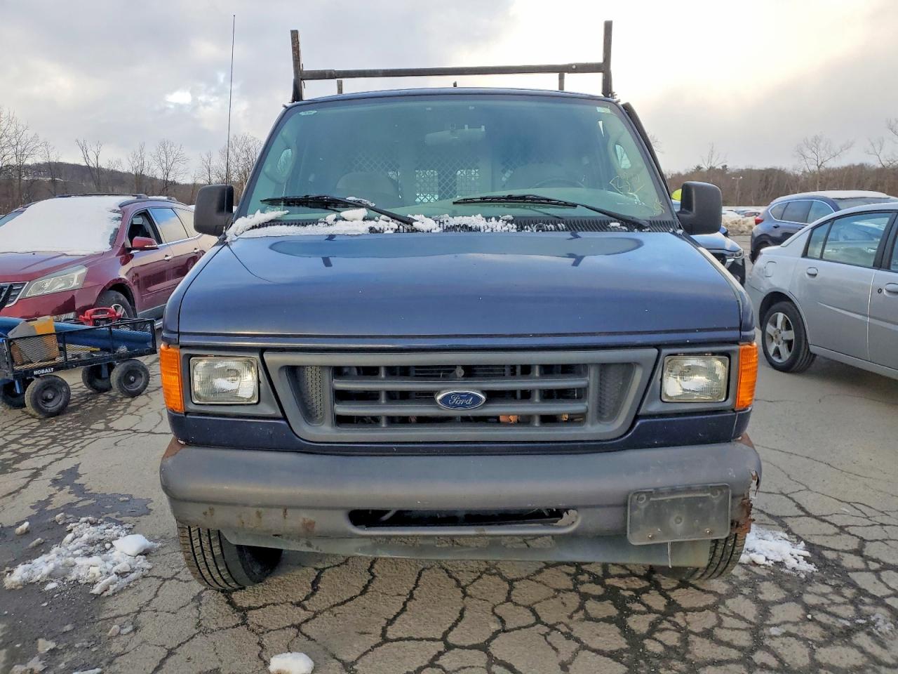 Ford Econoline E250 Van