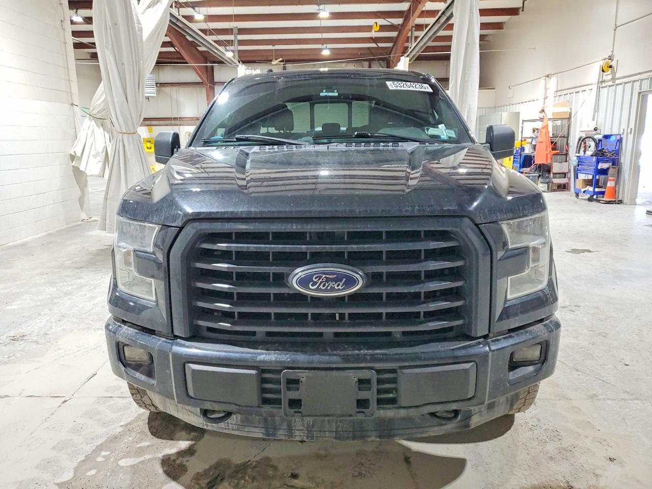 Ford F-150 Super Cab