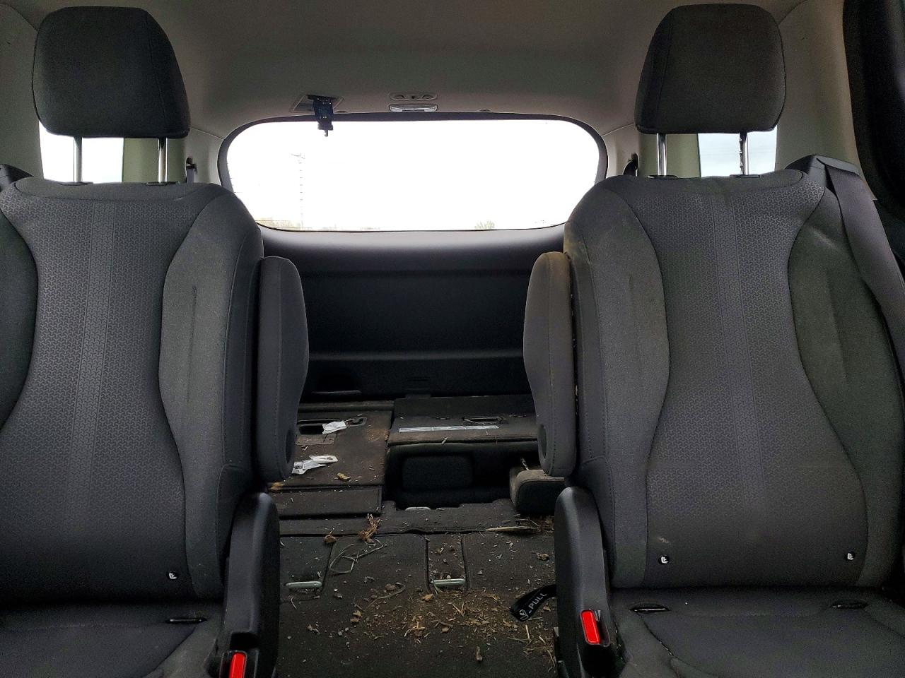 Kia Carnival Lx