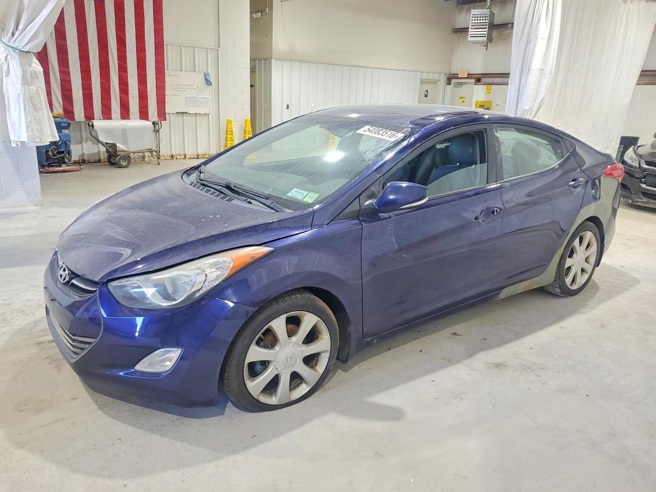 Salvage Hyundai ELANTRA Image