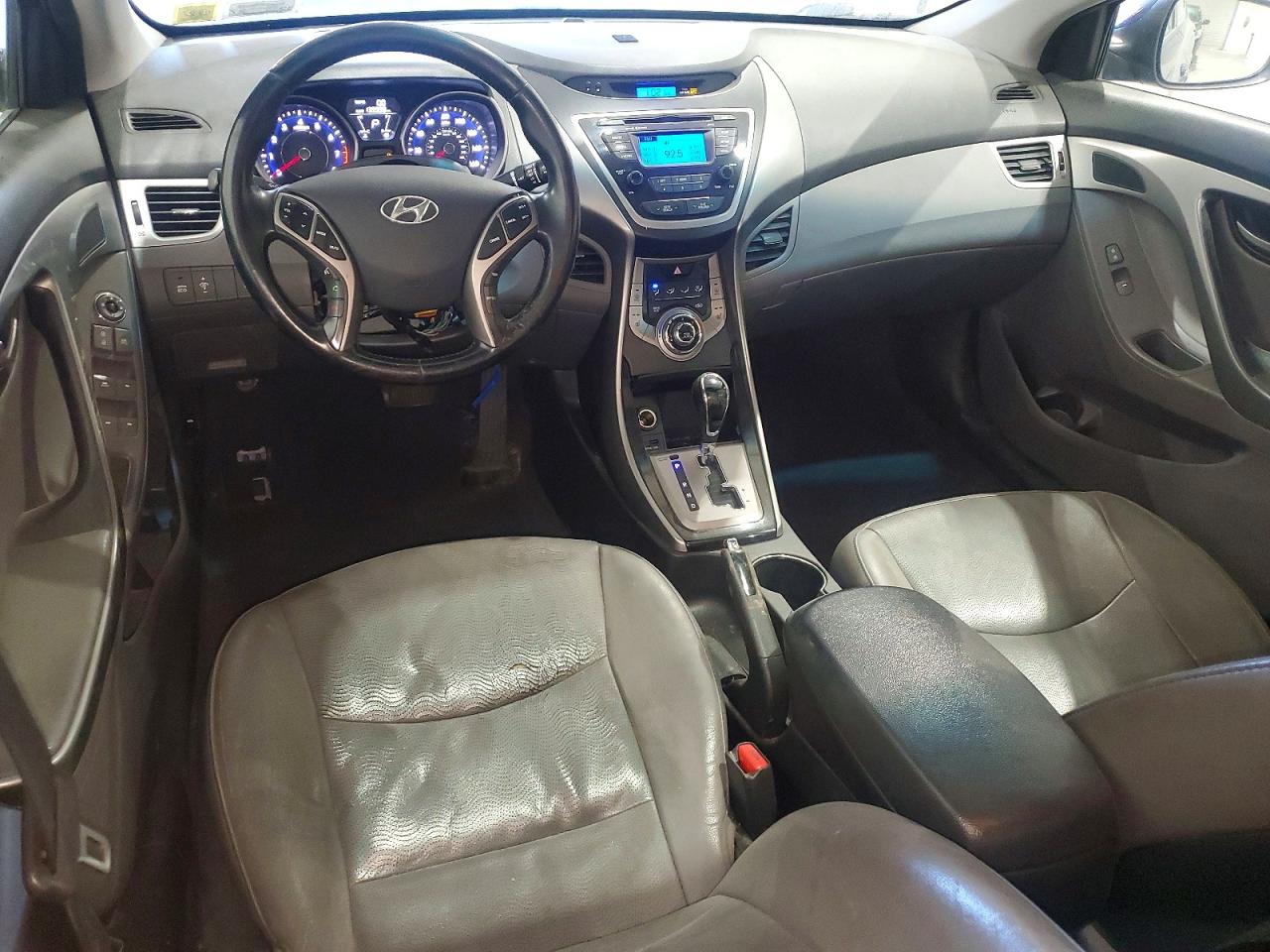 Hyundai ELANTRA Limited