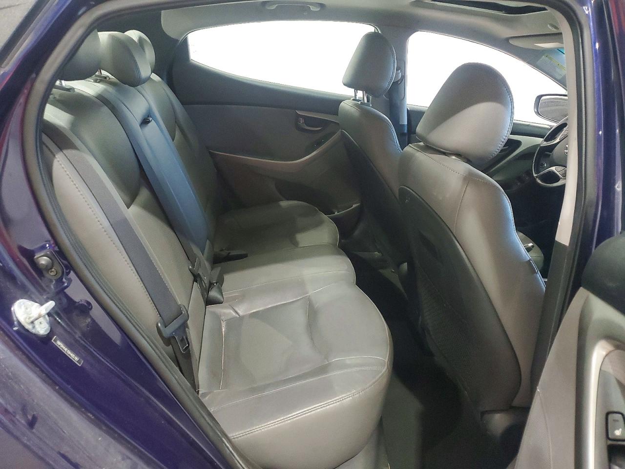 Hyundai ELANTRA Limited