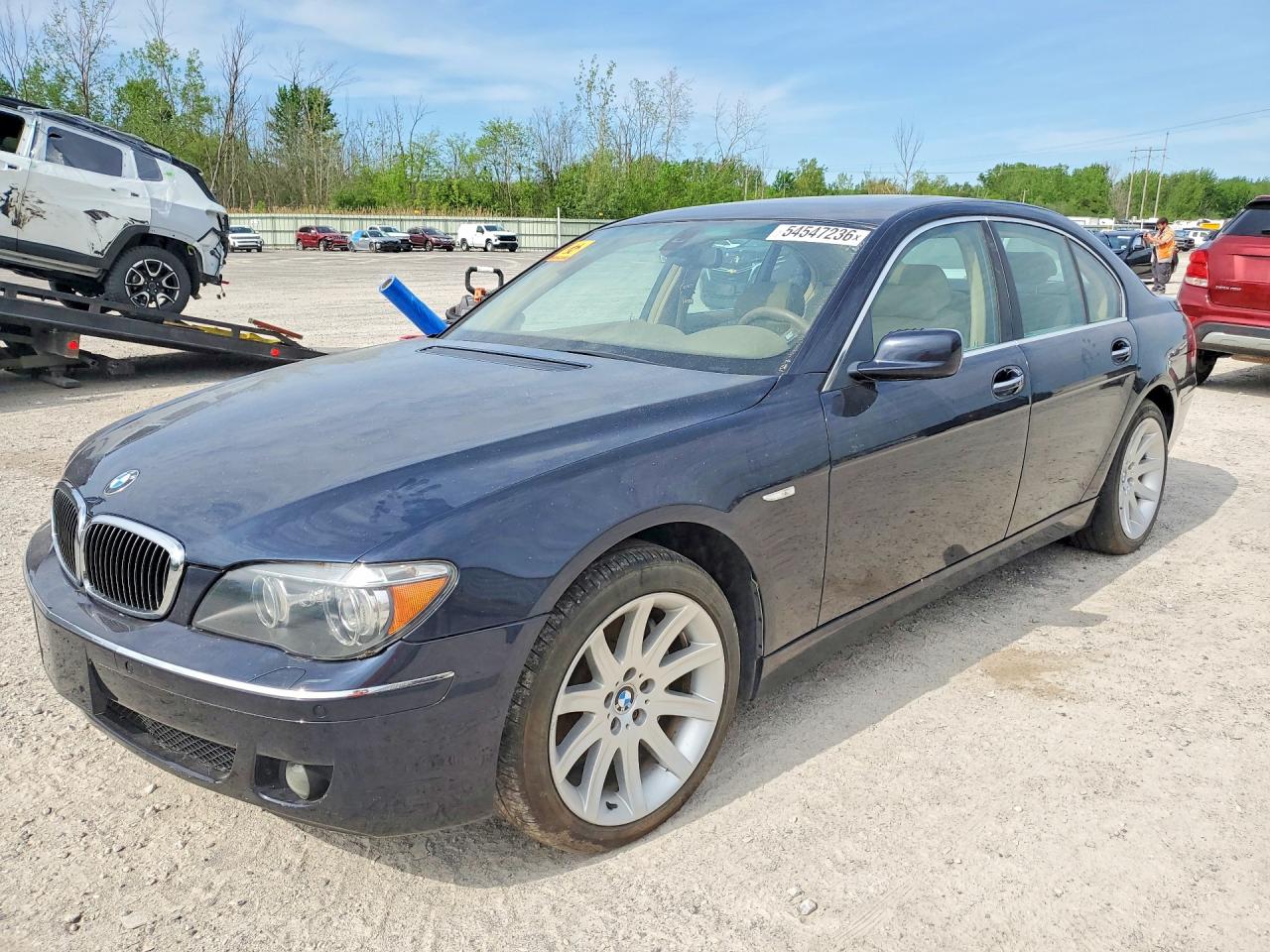 Salvage BMW 7 Series Image