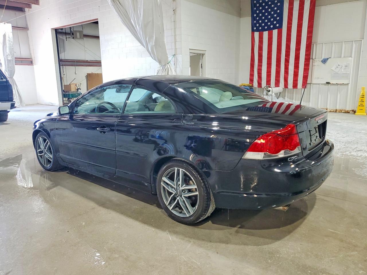 Volvo C70 T5