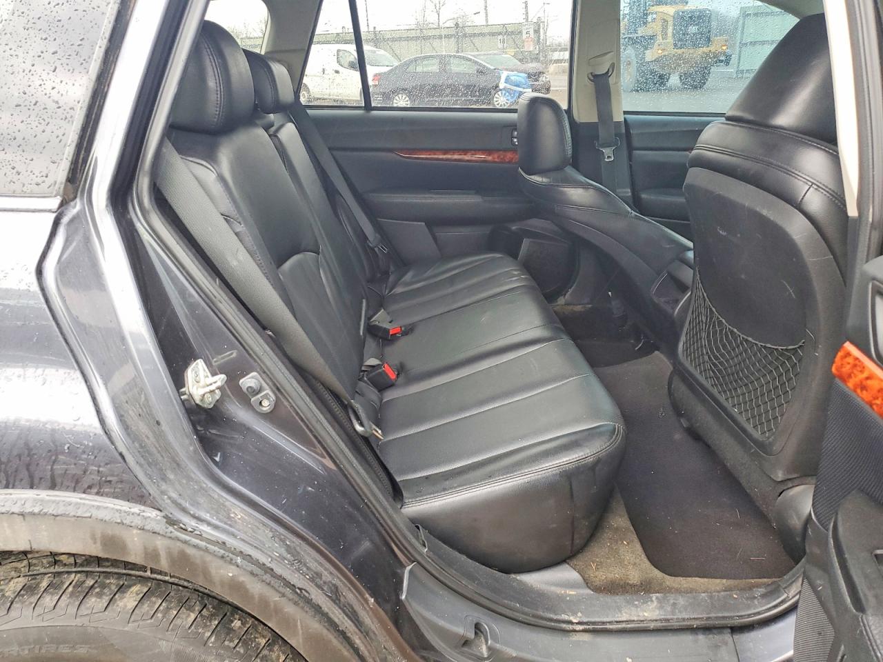 Subaru Outback 3.6r Limited