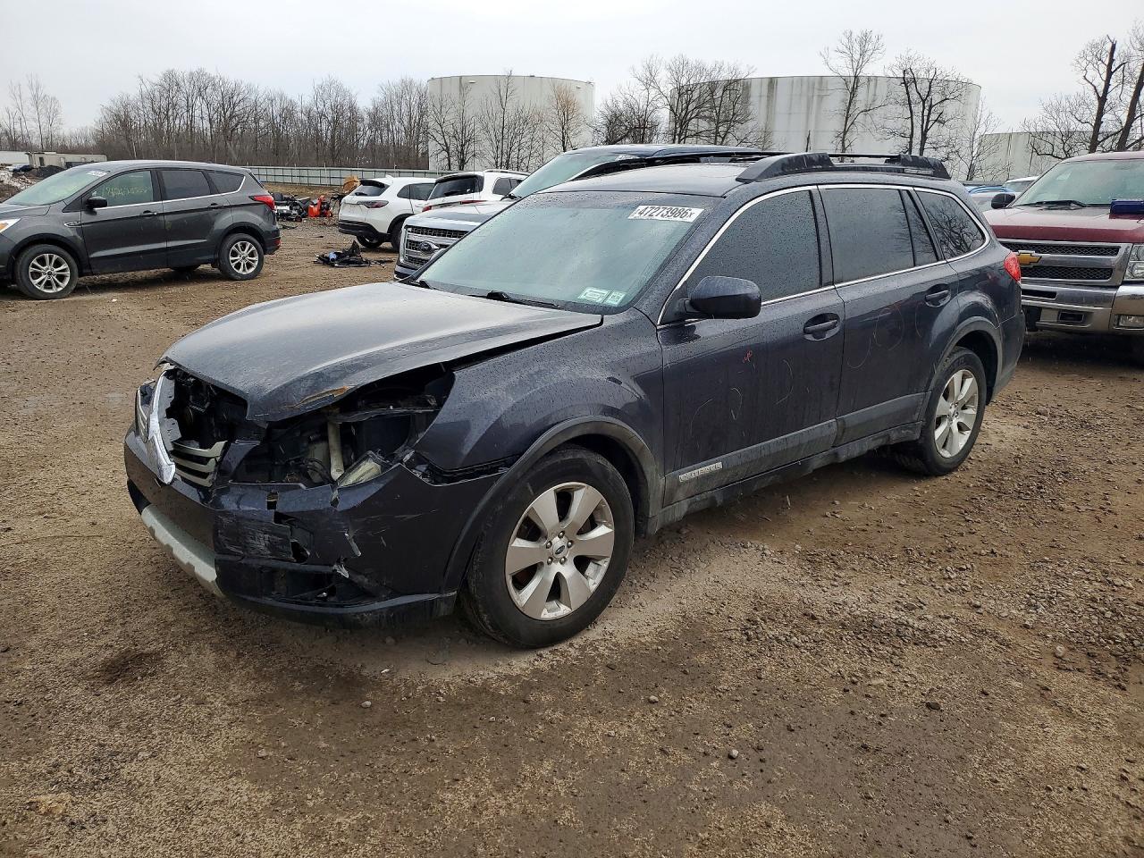 Salvage Subaru Outback Image