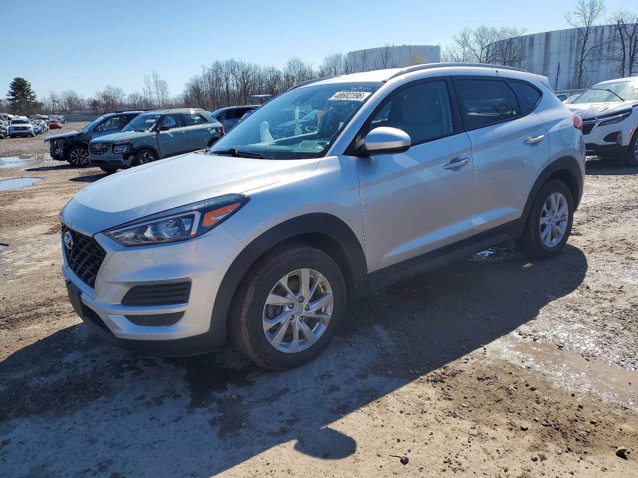 Salvage Hyundai TUCSON Image