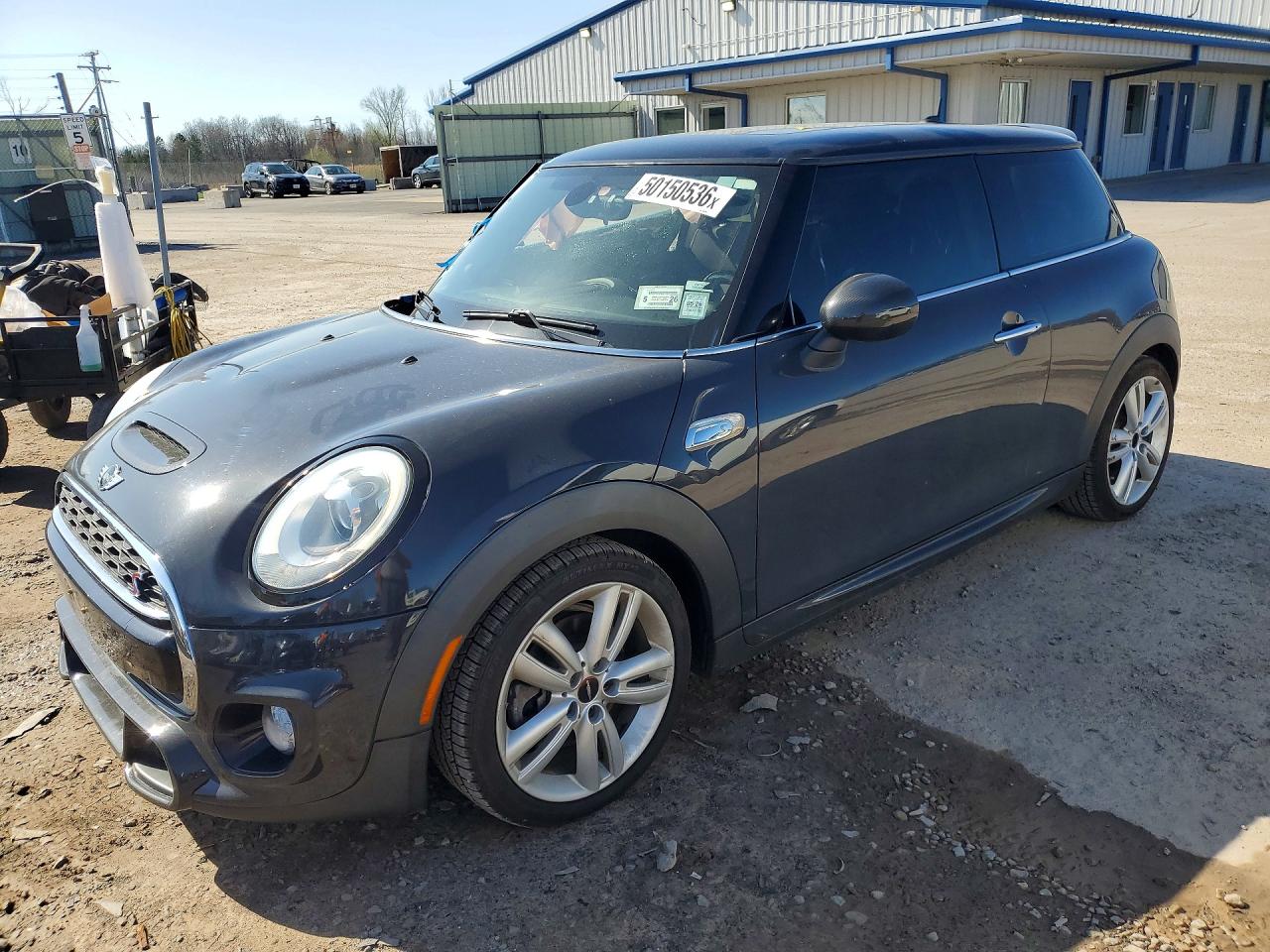 Salvage MINI Cooper Image