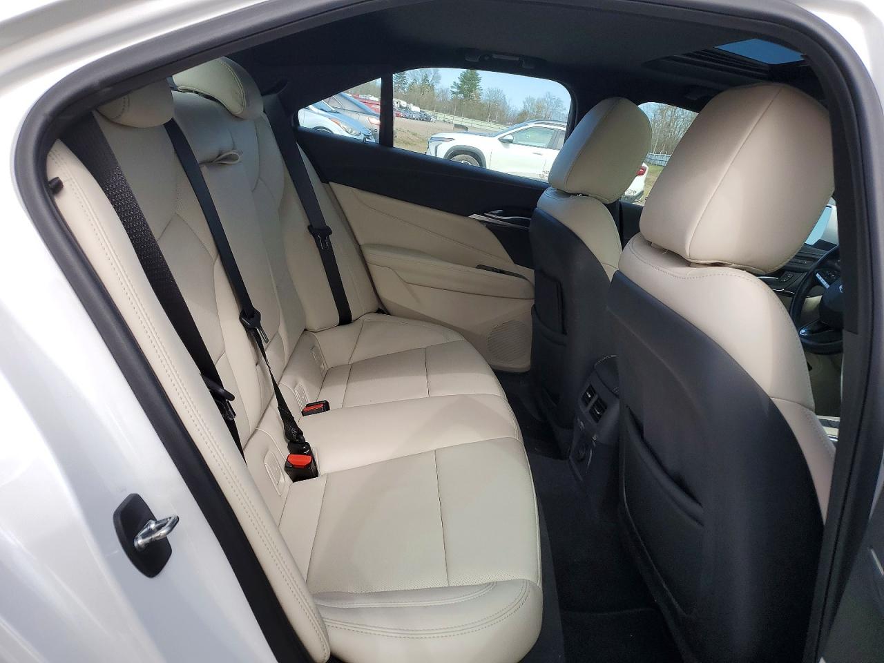 Cadillac CT4 Premium Luxury