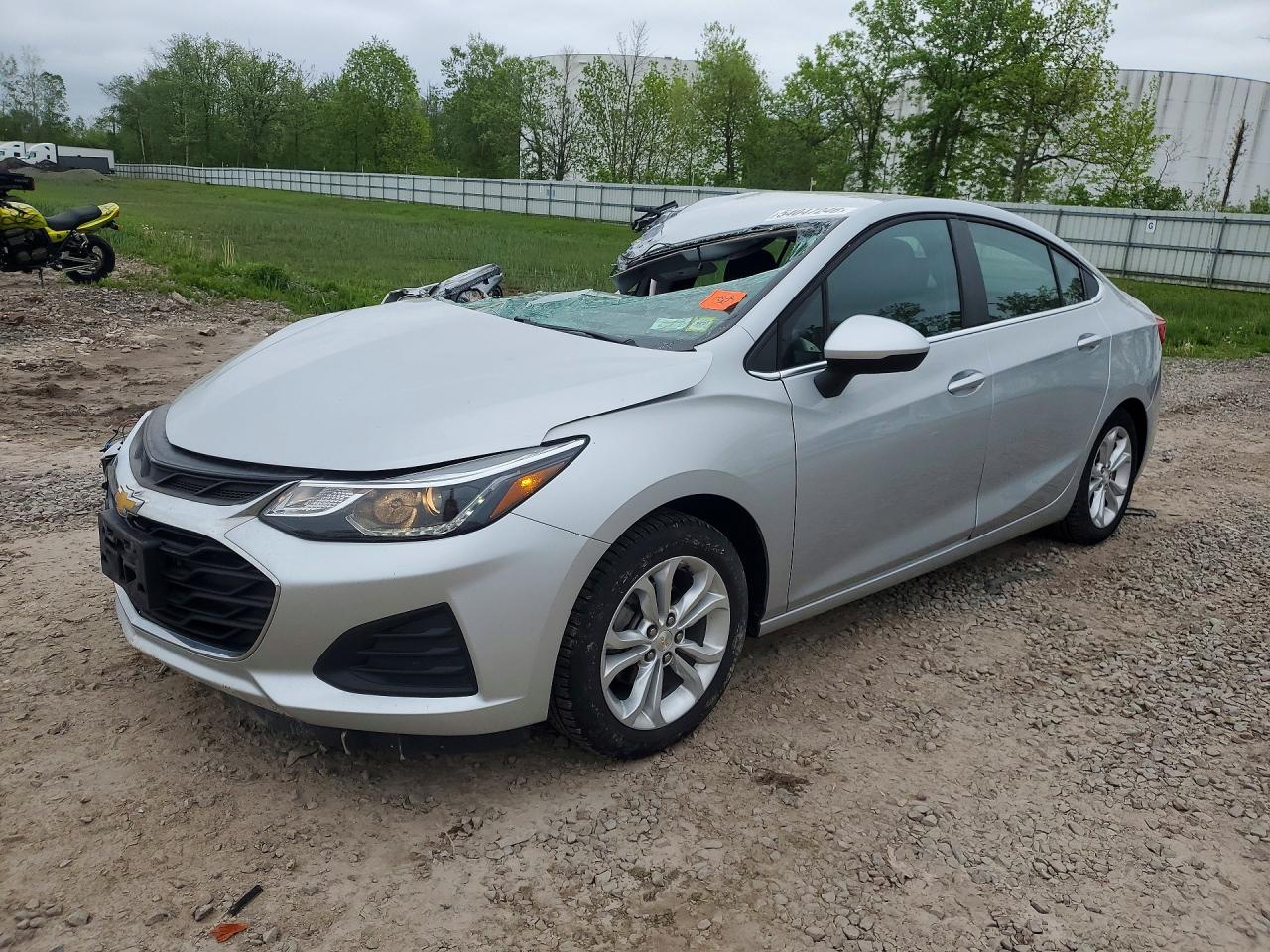 Salvage Chevrolet Cruze Image