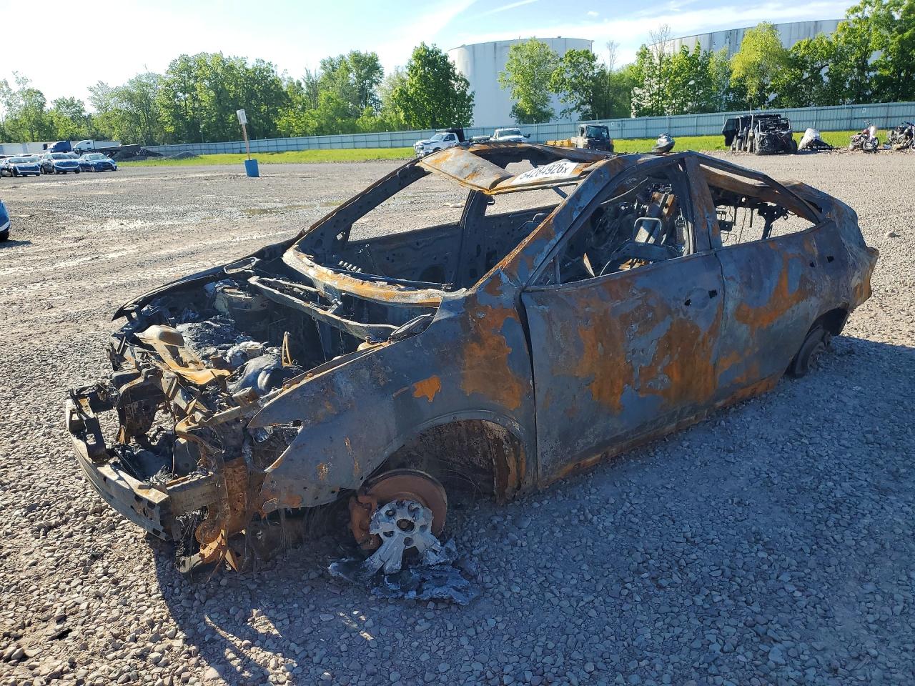 Salvage Nissan Rogue Image