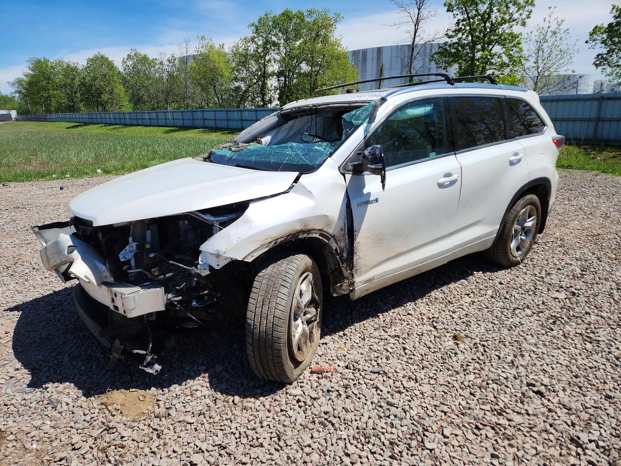 Salvage Toyota Highlander Image