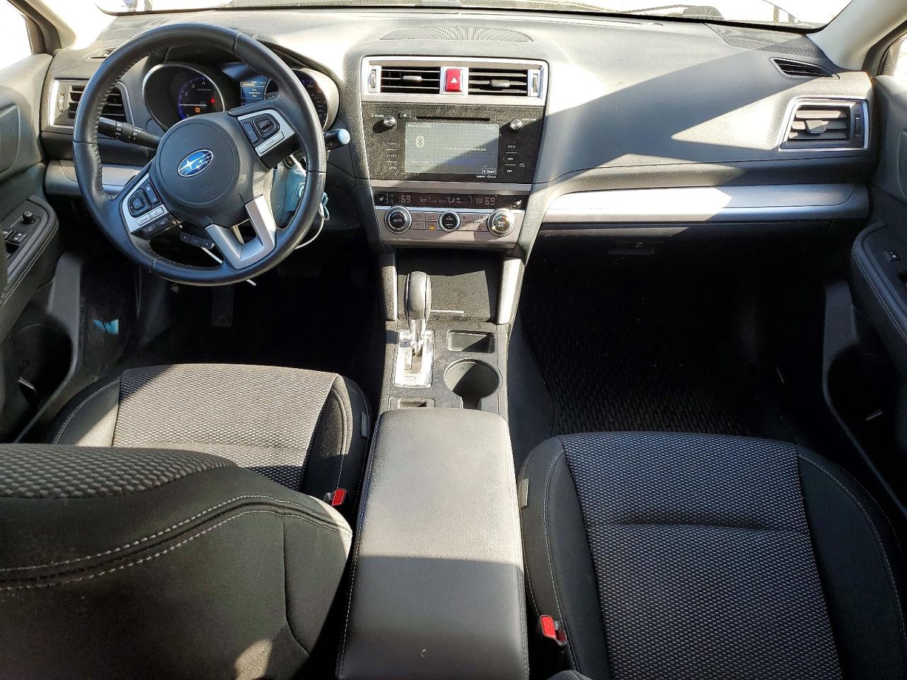 Subaru Outback 2.5i Premium