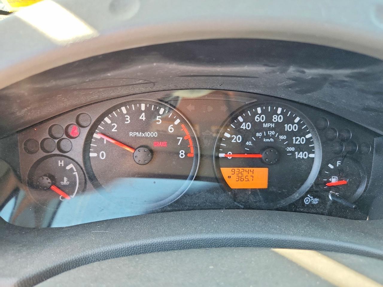 Nissan Frontier S