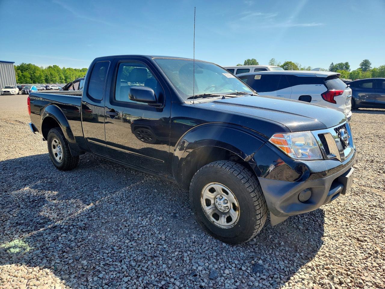 Nissan Frontier S