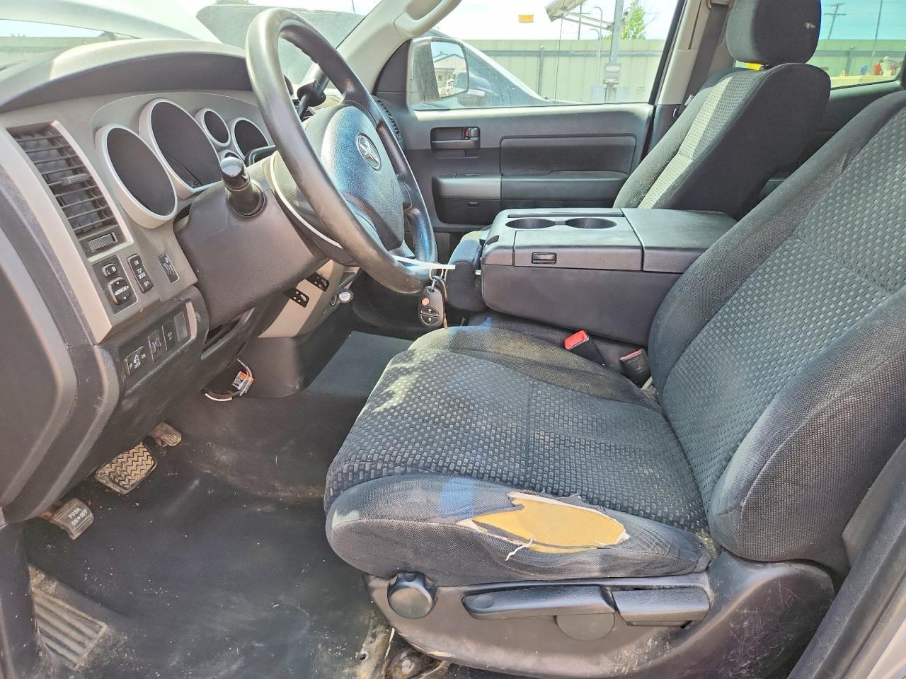 Toyota Tundra Double Cab Sr5