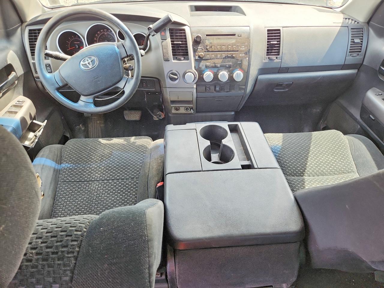 Toyota Tundra Double Cab Sr5