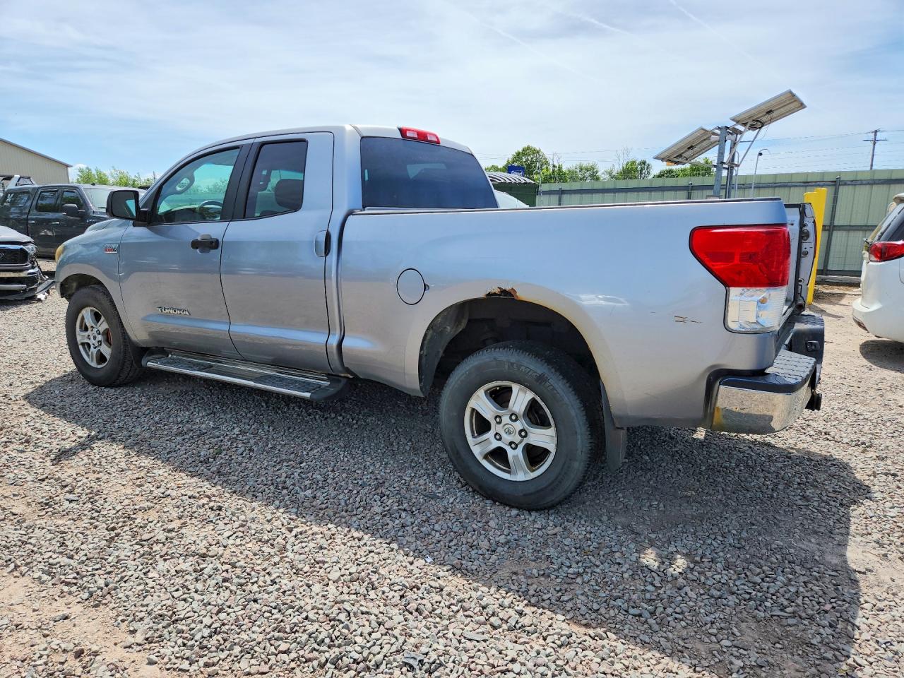 Toyota Tundra Double Cab Sr5