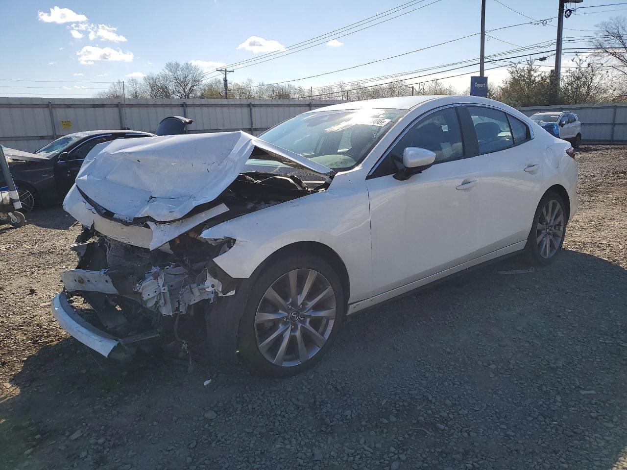 Salvage Mazda 3 Image