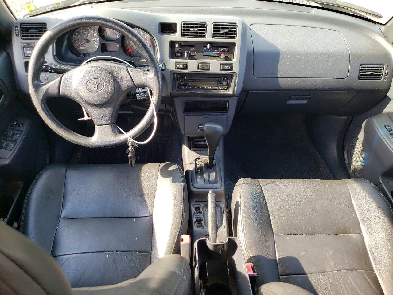 Toyota RAV4 Base