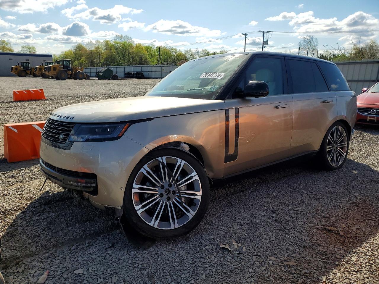 Salvage Land Rover Range Rover Image