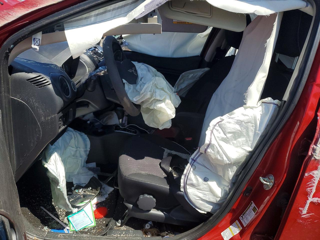 Mitsubishi Mirage Se