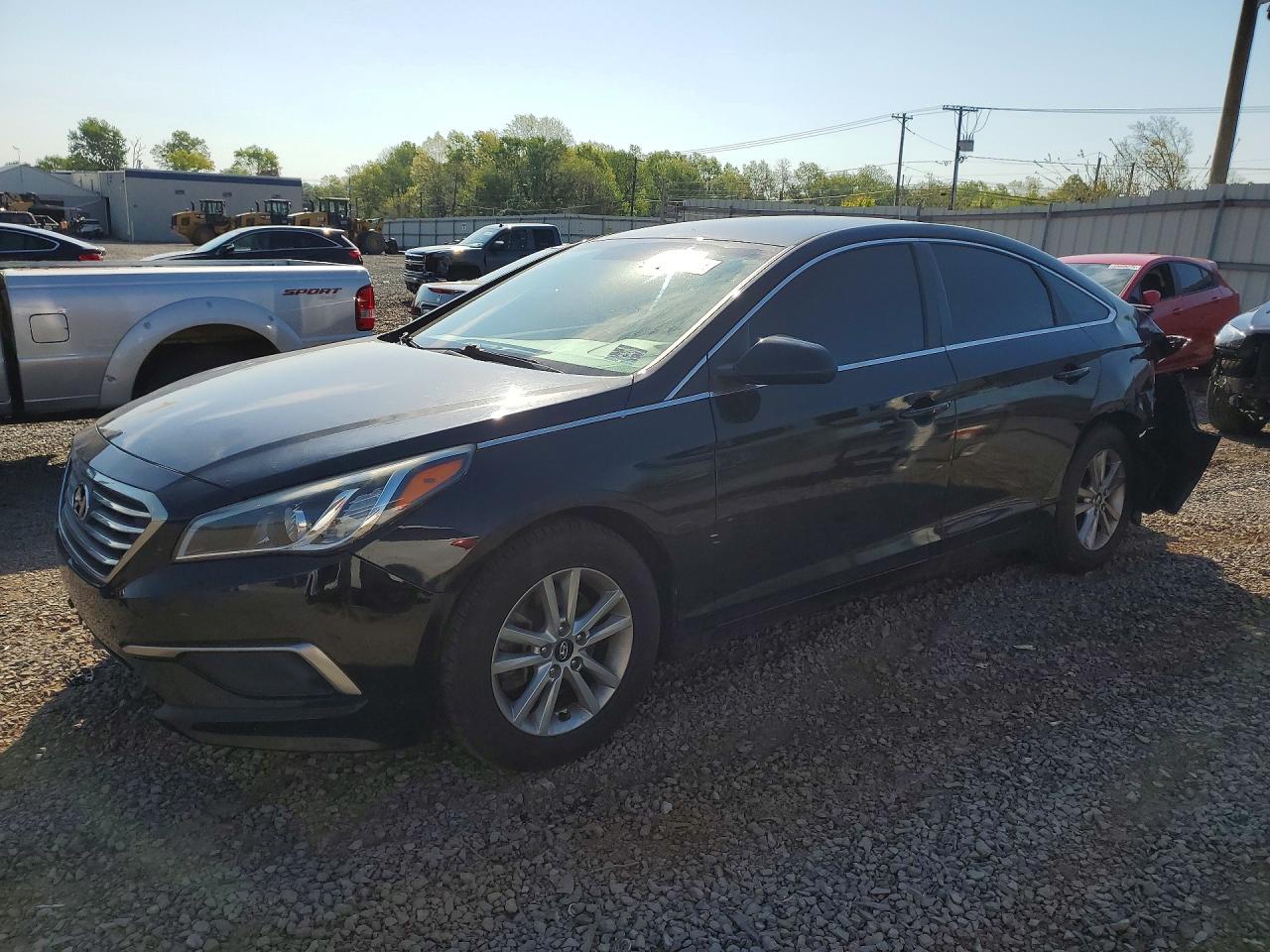 Salvage Hyundai SONATA Image