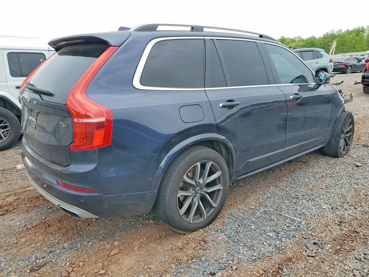 Volvo XC90 T6 Momentum