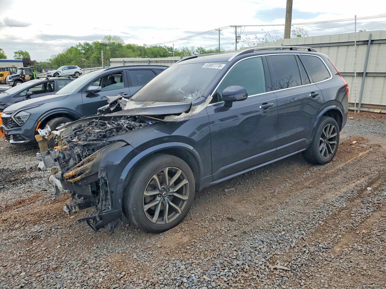 Salvage Volvo XC90 Image