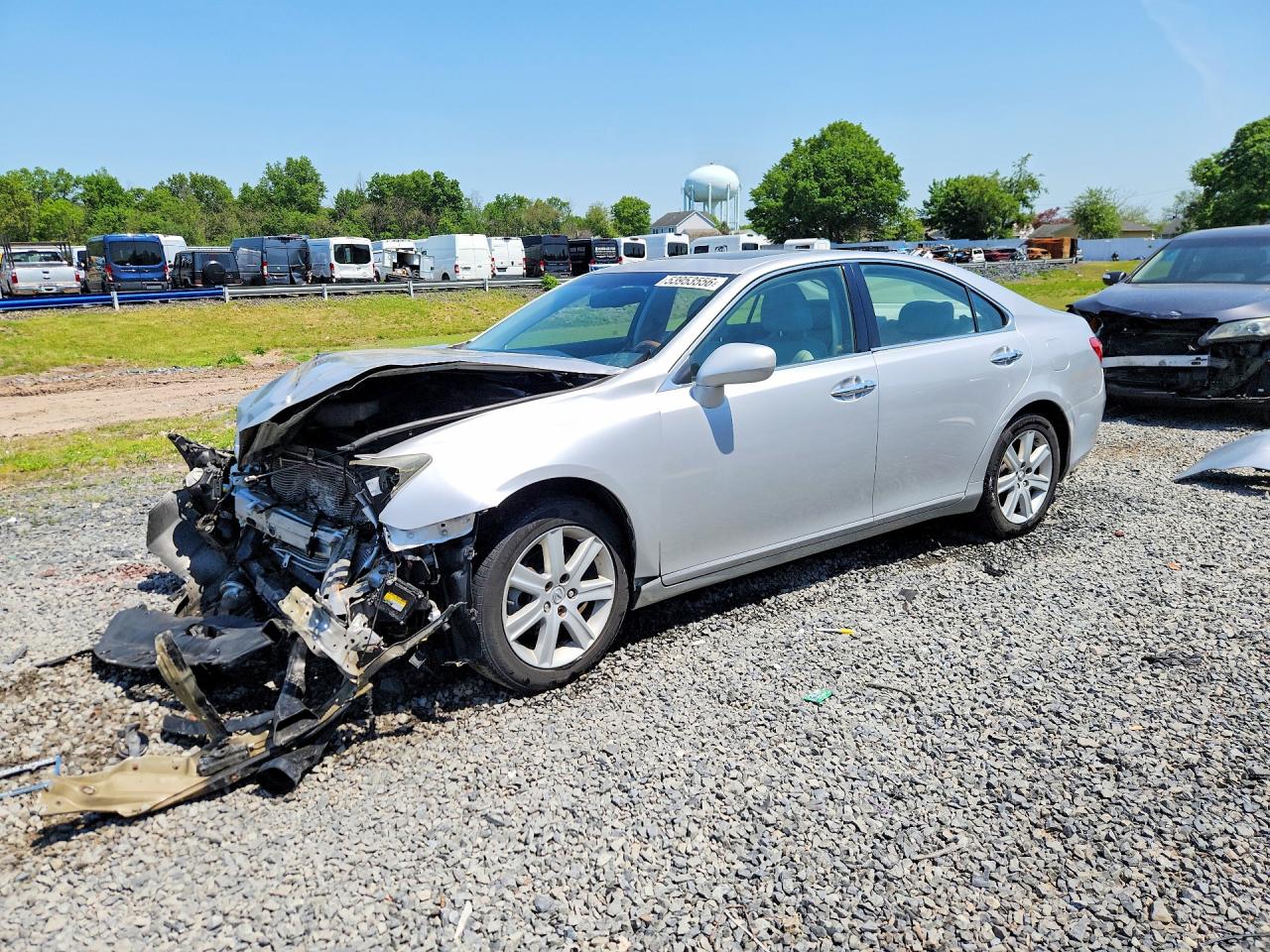 Salvage Lexus Es Image