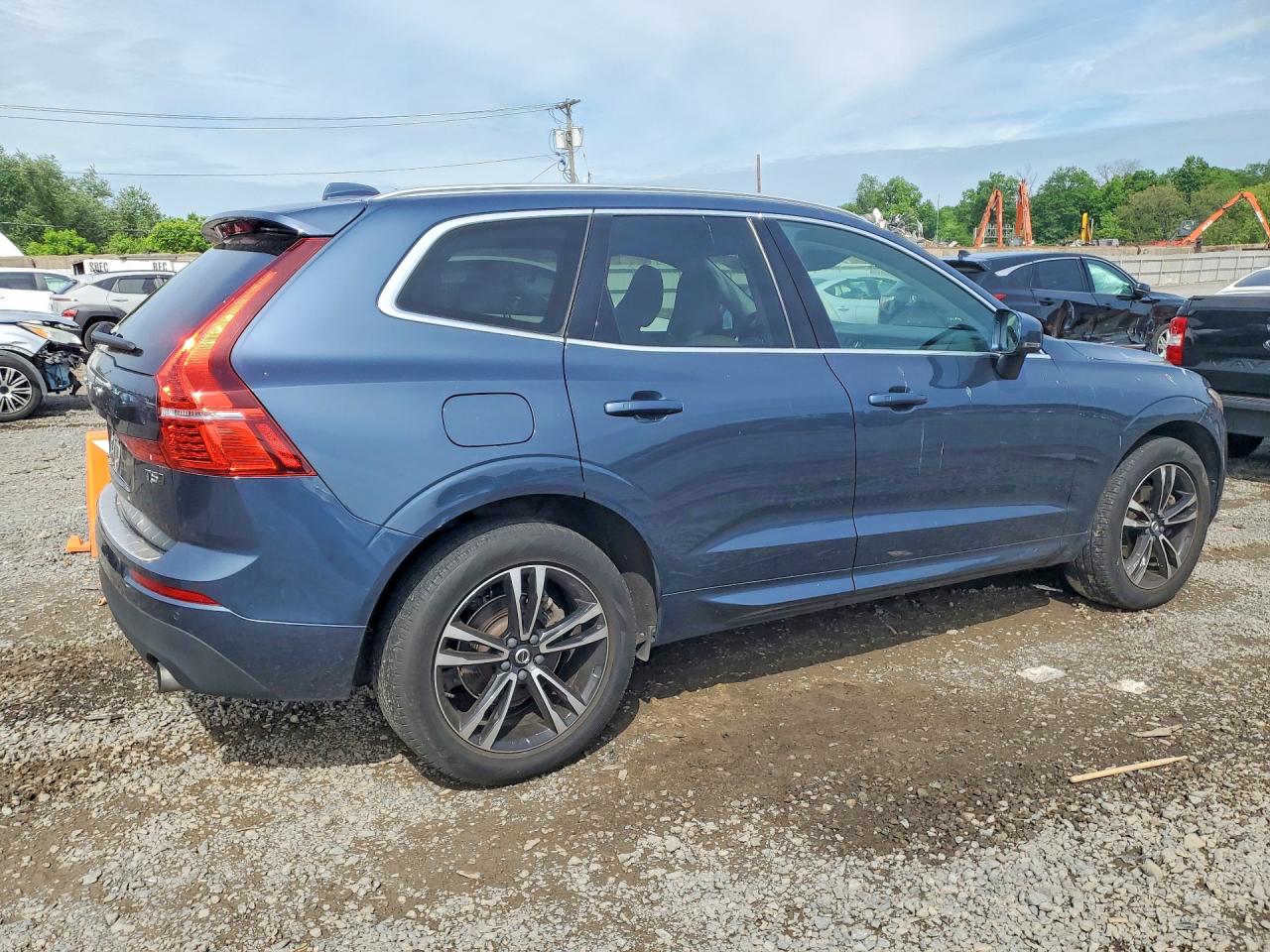 Volvo XC60 T5 Momentum