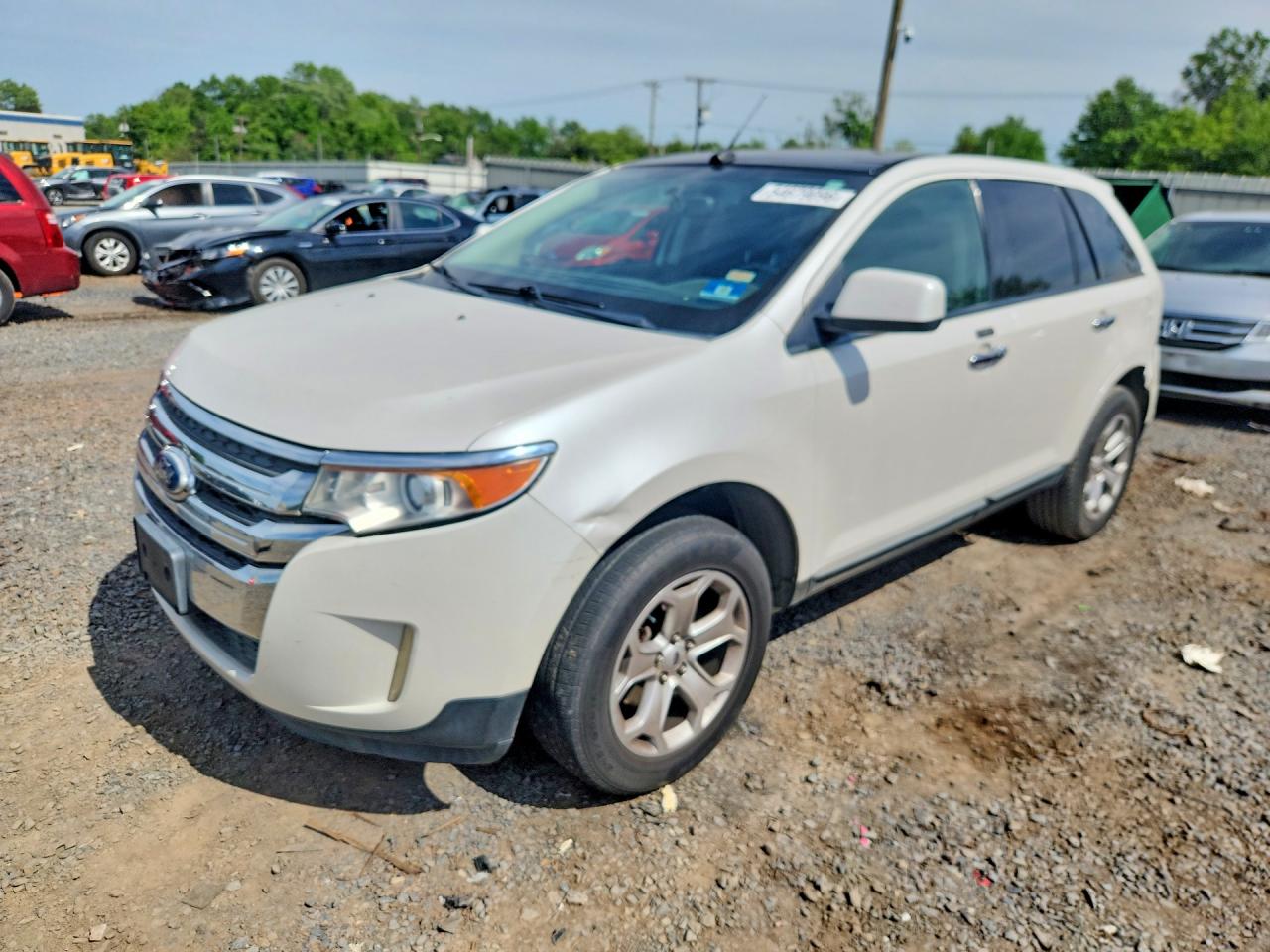 Salvage Ford Edge Image