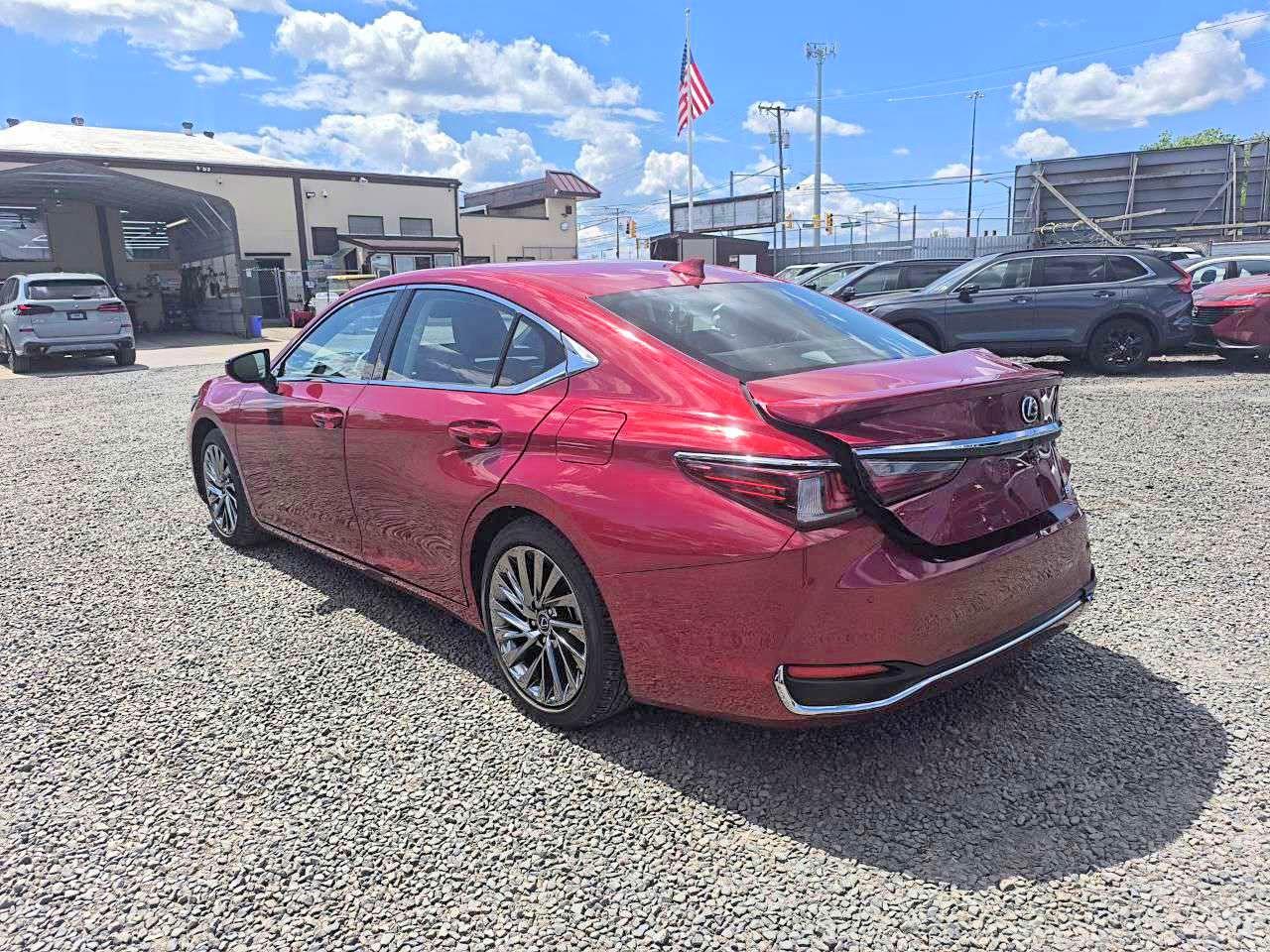 Lexus Es Luxury