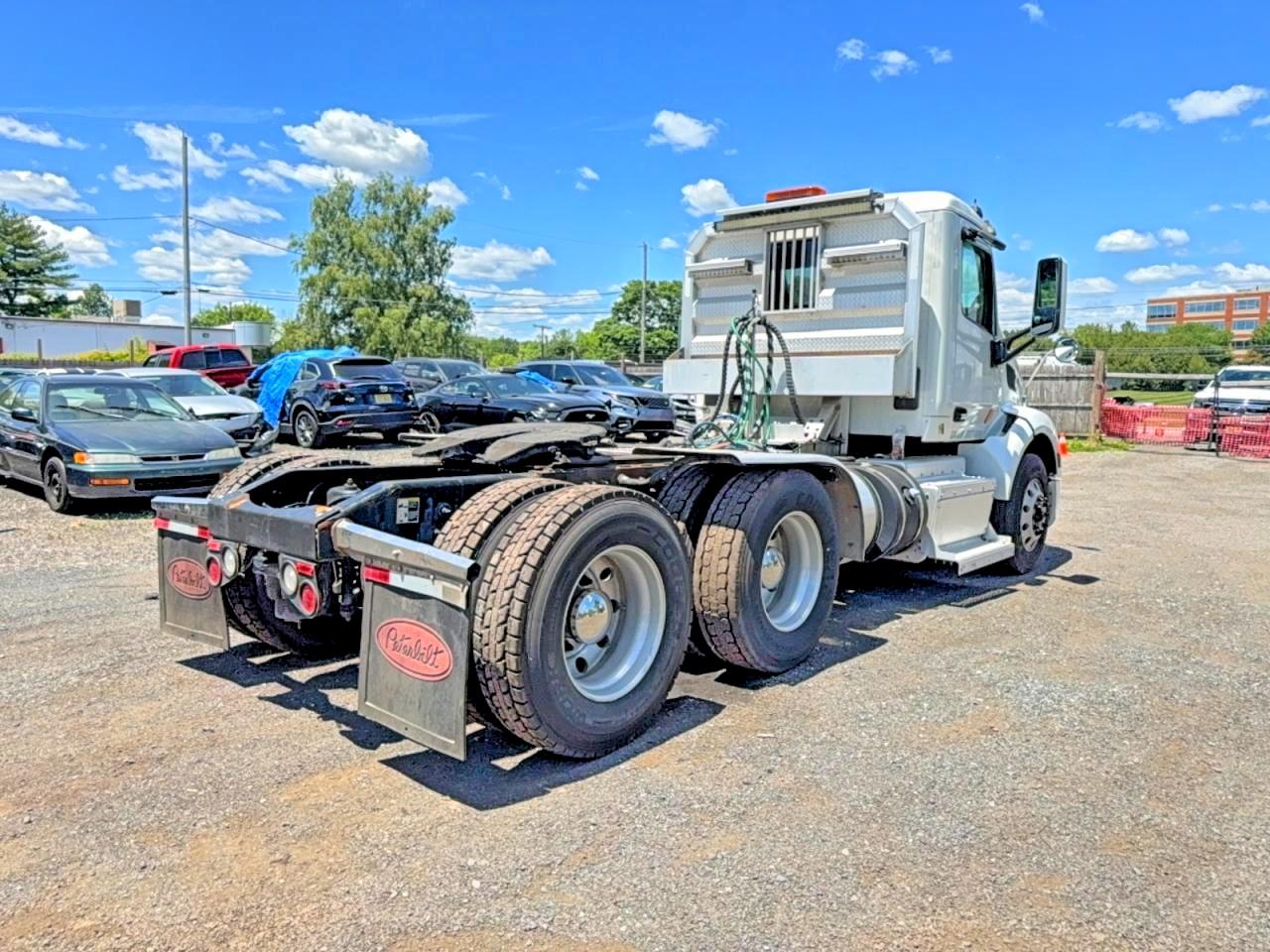 Peterbilt 579