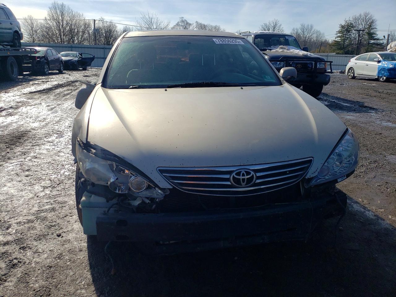 Toyota Camry Le