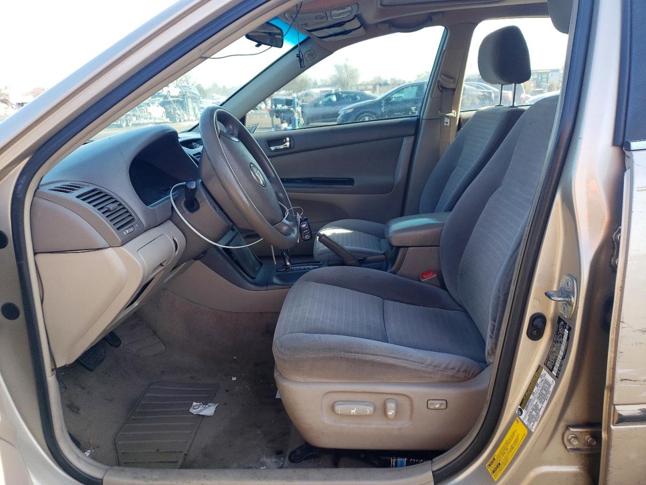 Toyota Camry Le