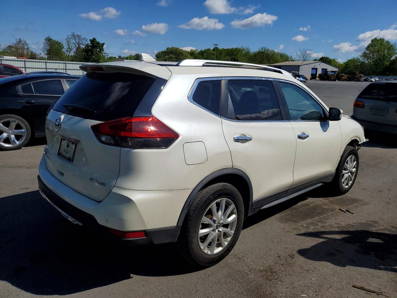 Nissan Rogue Sv